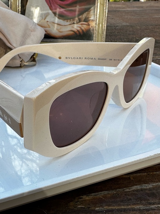 Bvlgari Roma Sunglasses BV40037F Ivory Cream w/ Case & COA Italy - Picture 6 of 11